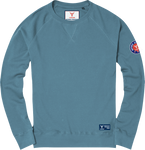 Rundhalssweatshirt mit Bündchen in mittel Blau mit necklabel, Frontlabel und Brandpatch auf dem linken Arm